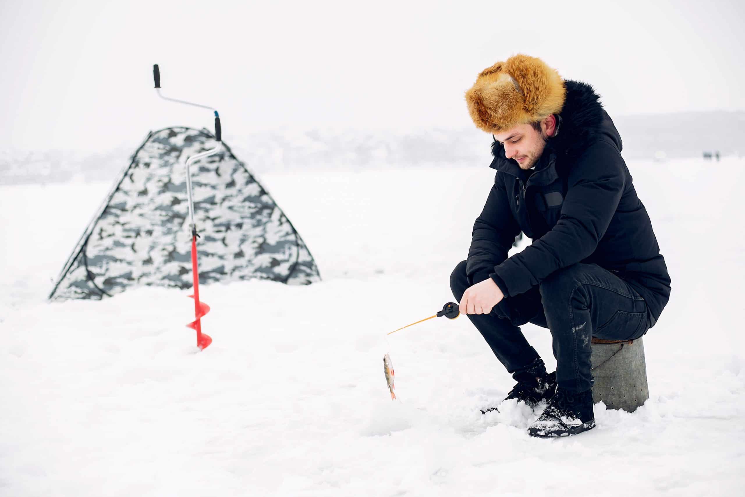 “Fish in the cold”. The renaissance of ice fishing!