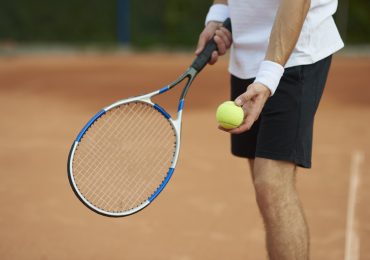 Effective service in tennis - how to master this element of the game?
