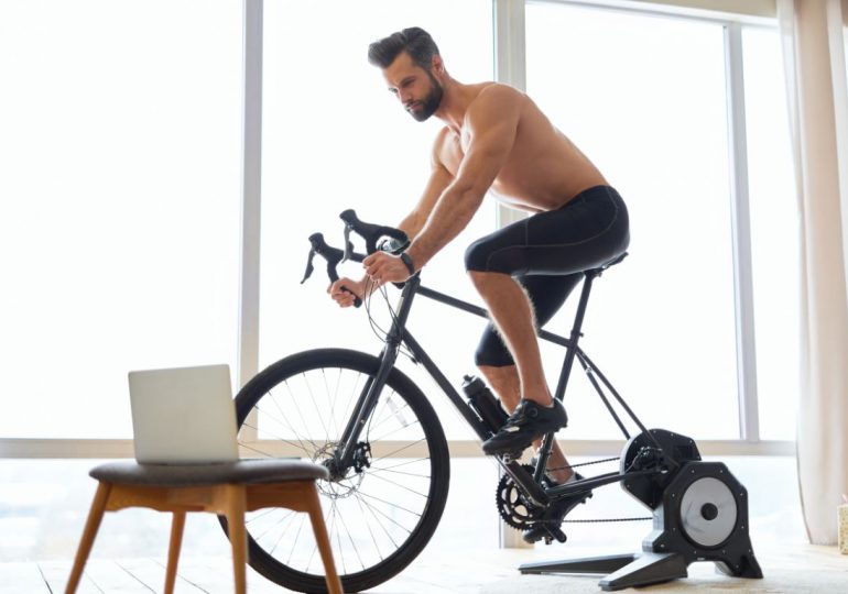 How to ride a bike in winter with a bike trainer?