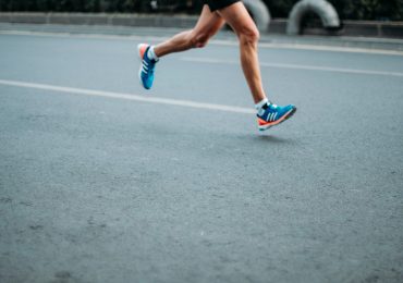 How to Choose the Best Road Running Shoes for Men